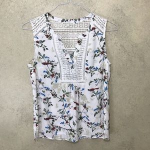 Daniel Rainn floral crocheted top